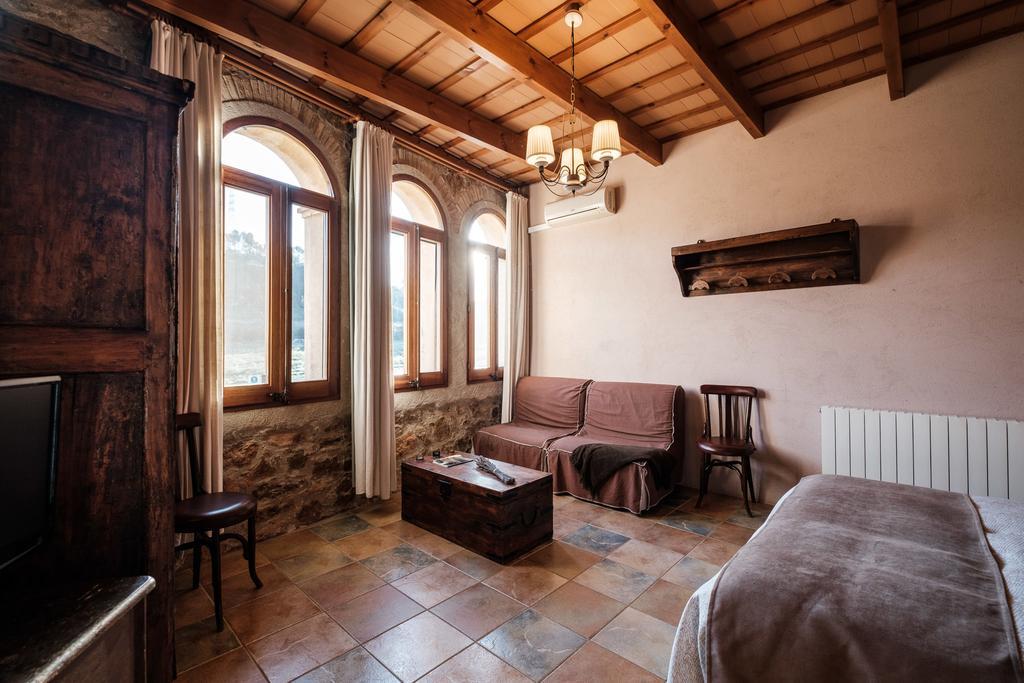 Can Barnosell - Els Masos D'En Coll Llaviá Quarto foto